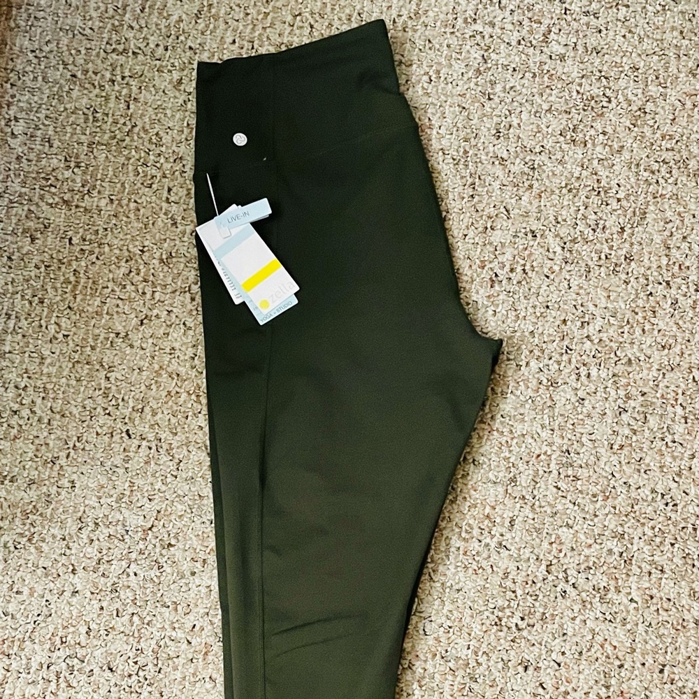 NEW Zella Live-in High-waisted Leggings